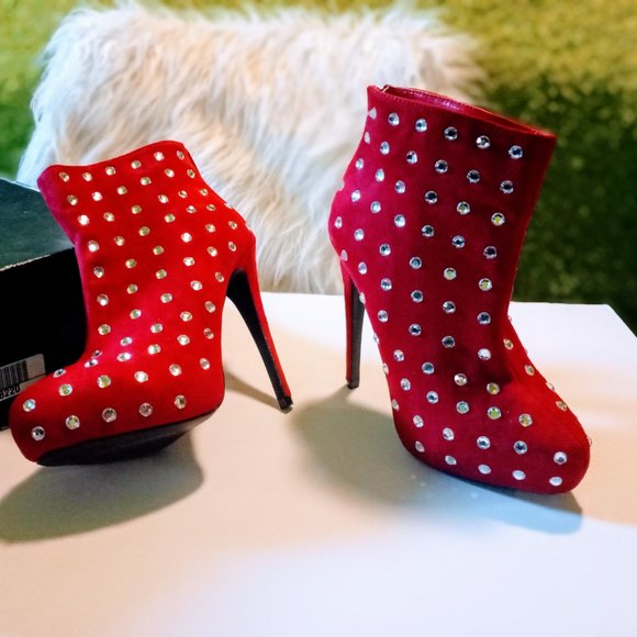 Booties - Picture 4 of 4